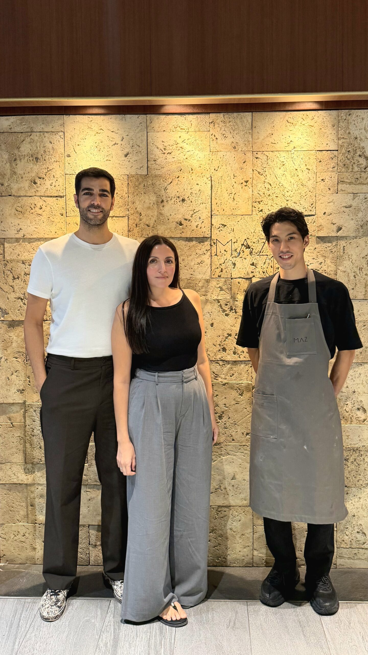 En MAZ Tokio con el equipo del restaurante